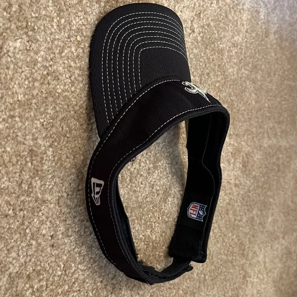 New Orleans Saints sun visor hat. - Picture 2 of 4